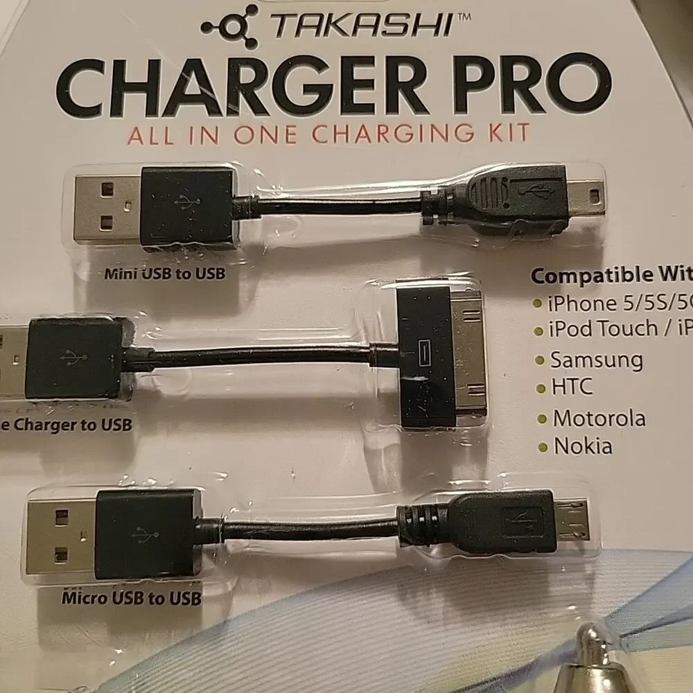 Takashi Charger Pro All-in-One USB Charger Kit 8 Pieces Accessories
